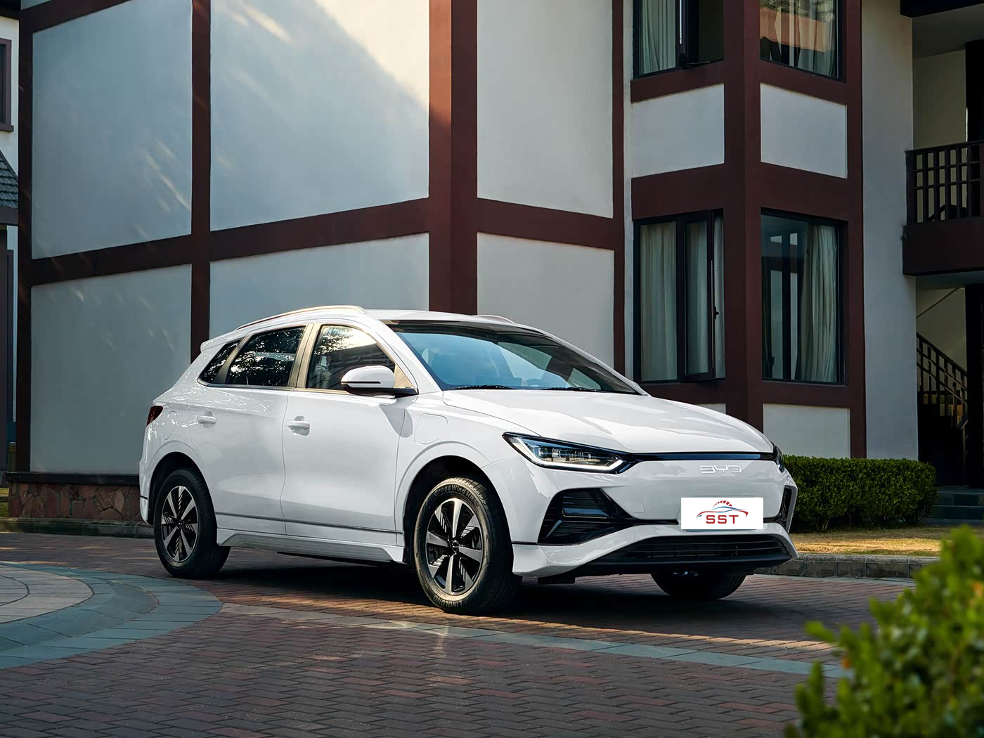 E2 EV